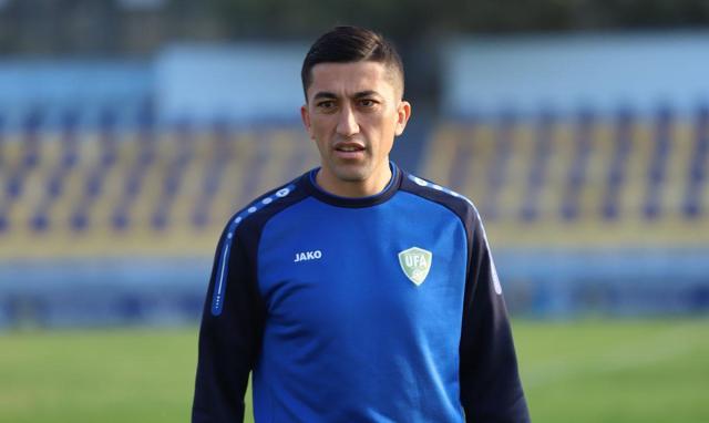 艾哈肋骨断掉3根也要出战40强赛：打止痛药也要上！